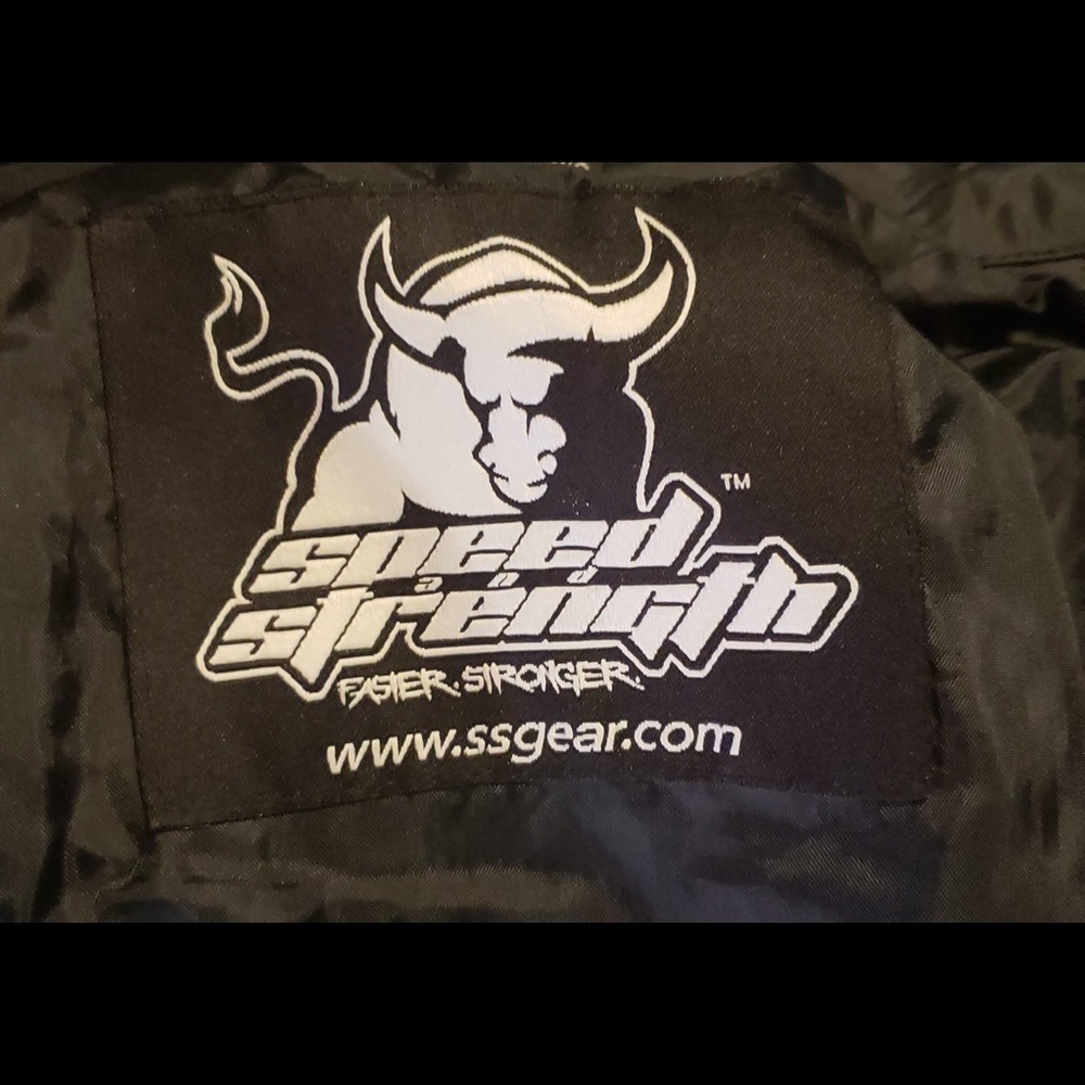 Women’s Motorcycle Jacket - Picture 3 of 3